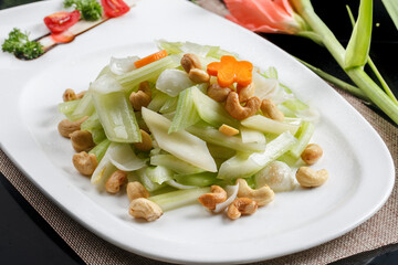 salad with chicken and vegetables