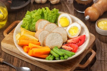 Selat Galantin is known for its combination of savory, sweet, and fresh flavors from its distinctive sauce, served with chicken or beef galantin.