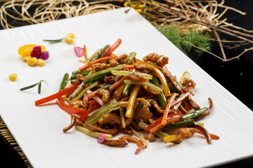 Spicy Stir-fried Shredded Pork with Dried Tofu