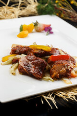 Stir-fried beef ribs with black pepper sauce