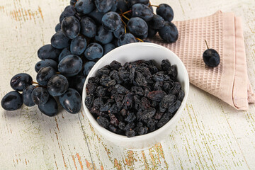 Dry ripe sweet blue raisin
