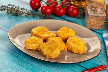 Golden crispy fried chicken nuggets