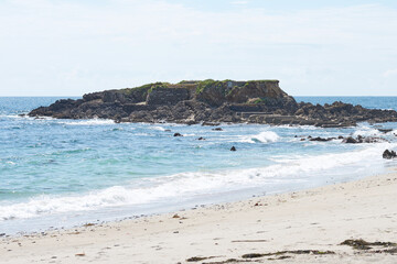 île perçée