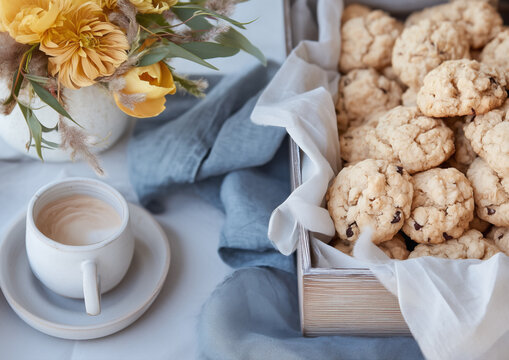 Box of oatmeal raisin cookies