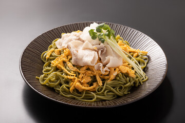 おろし　肉まぜ茶蕎麦