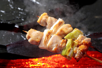 焼き上がる焼き鳥イメージ
