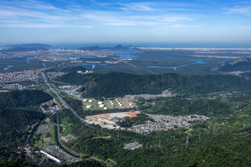  View of the landscape of Cubatão from Parque Caminhos do Mar, on the coast of São Paulo.