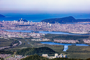 View of the landscape of Cubatão from Parque Caminhos do Mar, on the coast of São Paulo.
