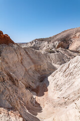 The Entrada Sandstone（Middle Jurassic） is a formation in the San Rafael Group，Mostly fine-grained sandstone. Toadstool Hoodoos Trail, Kane County, Utah geology . Weathering, erosion.
