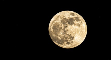 Obraz premium Full Moon in Night Sky Celestial Orb, Lunar Photography