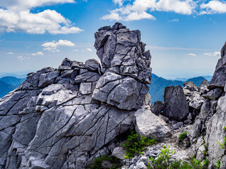 光岩(てかりいわ)