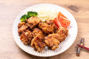 鶏ももの唐揚げ（醤油こうじ味）