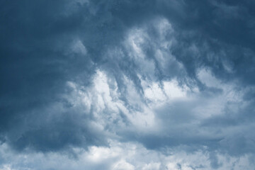 Obraz premium Ciel dramatique juste avant l’orage