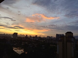 Fototapeta premium sunset over the city
