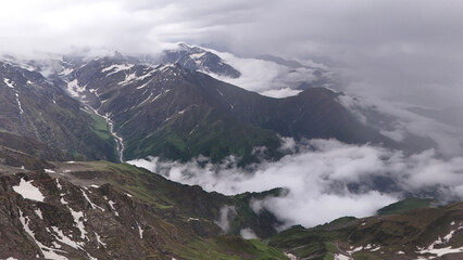 Fototapeta premium Aerial Himalayan Landscape During Shrikhand Mahadev Snow Trek