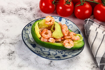 Dietary avocado cut with prawn