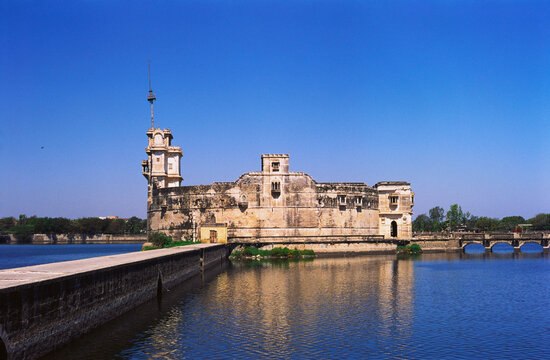 indian old palaces forts India 