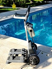 remote control of robot cleaning swimming pool