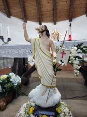 Statue of Risen Christ