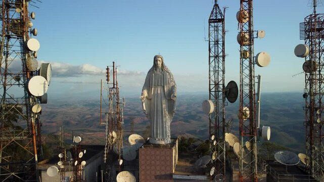 Aerial Drone Footage of Pico da Ibituruna and Nossa Senhora das Gra&ccedil;as Statue, Governador Valadares, Brazil