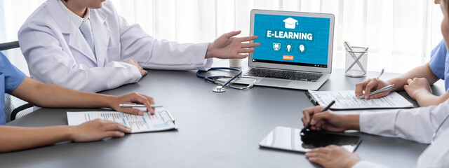 E-learning website with brisk sofware for student to study online on the internet network