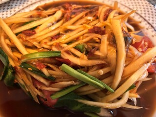 Authentic Spicy Thai Green Papaya Salad Som Tum