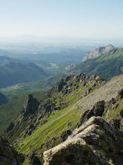Fototapeta premium Majestic Rocky Mountain Ridge with Panoramic Valley View