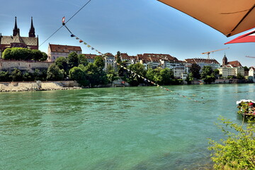 Sommerstimmung am Rhein in Basel