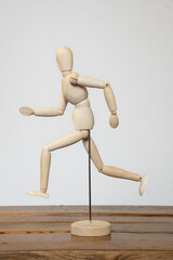 Bonhomme in articulated wood in Different Pose High Definition