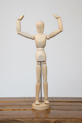 Bonhomme in articulated wood in Different Pose High Definition