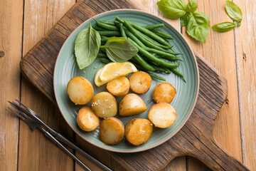 Rustic Stewed Potatoes with Green Beans – Homemade Vegetarian Meal