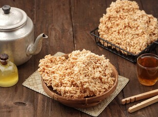 Rengginang made from glutinous rice, which is dried in the sun then fried,tasty ,savory and crispy