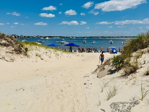 Independence Day July 4th beach party at Sore Thumb. 4x4 fishing permit or boat access needed. Enjoy South Shore of Long Island, NY. picnic, anchor, fish and celebrate with friends and family on shore