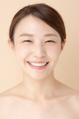 女性