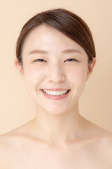 女性