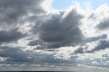 Cloudy sky. Specific shades of the sky, airiness, flight, the expanse of air. Photo 1