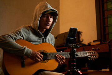 Obraz premium man with guitar