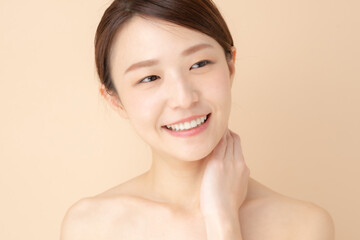 女性