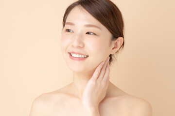 女性