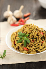 Yellow Spicy Chicken Intestine