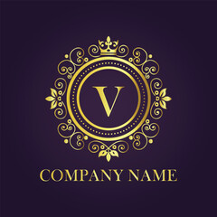 Fototapeta premium Letter luxury gold logo concept