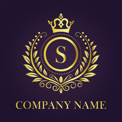 Letter luxury gold logo concept