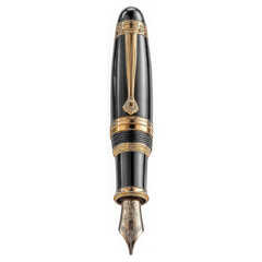 A luxurious black and gold fountain pen, isolated on transparent background