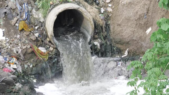 Dreadful Outflow - A Sewer's Wrath