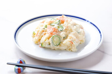 美味しくて栄養たっぷり、定番のお惣菜といえば、ポテトサラダ
