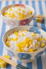 【トウモロコシの炊き込みご飯】夏はトウモロコシの季節。甘味の強い夏のトウモロコシと塩のみで炊き込んだごはん。噛むほどに素材の旨味と食感が嬉しい夏の味覚です。