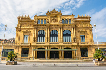 Obraz premium Maria Eugenia Public Theatre in the historic centre of the Basque city of San Sebastian, Spain.