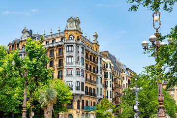 Fototapeta premium Beautiful modernist buildings in the streets of the city centre of San Sebastian, Basque Country