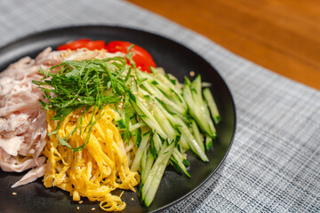 Colorful Hiyashi Chuka Cold Noodles with Fresh Vegetables / 彩り野菜の冷やし中華