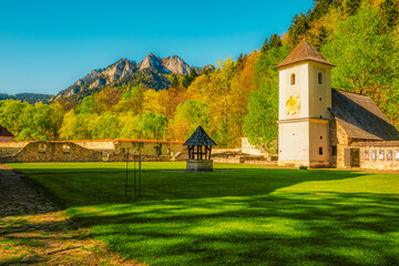 Medieval monastery Cerveny Klastor near Peak Tri Koruny or Trzy Korony in Pieniny National park in Slovakia and Poland © Zedspider